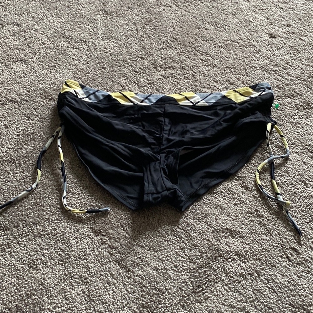 Hobie Black Bikini Bottoms Ruched Back Side Tie Accent Swim SIZE L